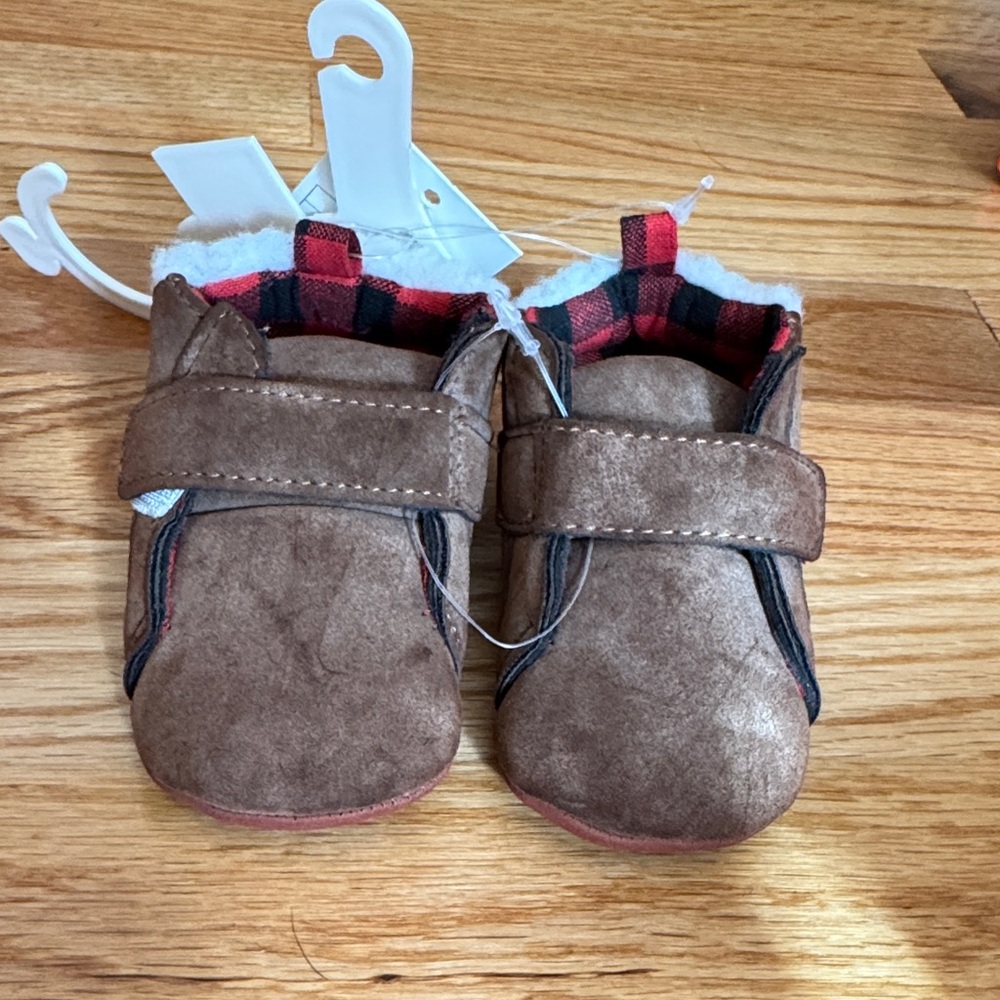 Cat & Jack Brown Kids Slippers with Plaid Lining